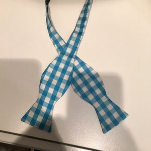 Southern Proper bow tie